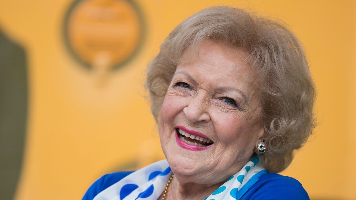 San Diego Humane Society Waives Adoption Fees in Betty White's Memory – NBC 7 San Diego - Vimarsana News