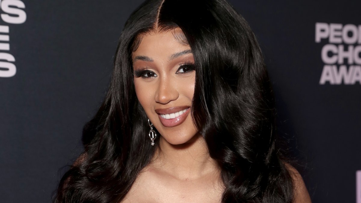 Cardi B Sued for $5M by Man 'Humiliated' Over Sexually Suggestive Image – NBC 7 San Diego - Vimarsana News
