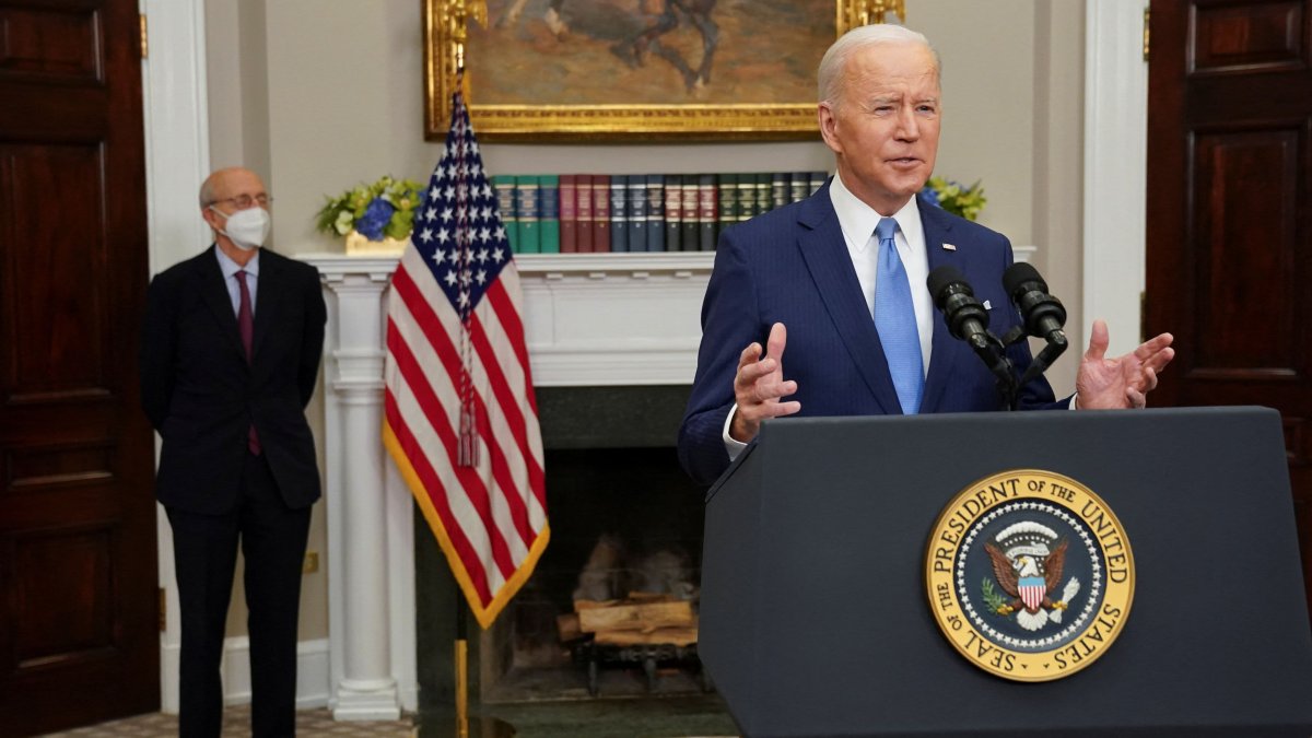 Democratic Dark Money Groups Prepare Campaign to Support Biden's Supreme Court Nominee - Vimarsana News