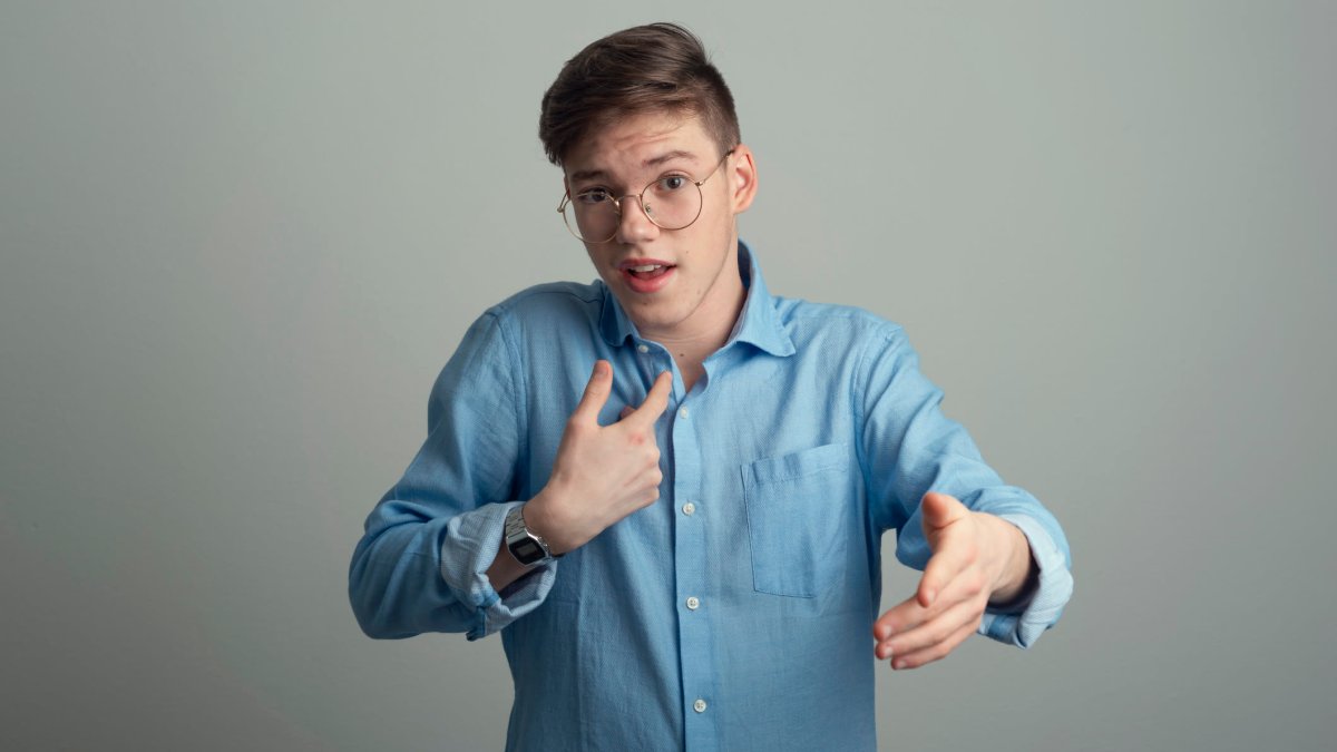 Avoid These 5 Types of Words and Phrases That Make You Sound 'Immature' and 'Scattered,' Says Speech Expert – NBC 7 San Diego - Vimarsana News