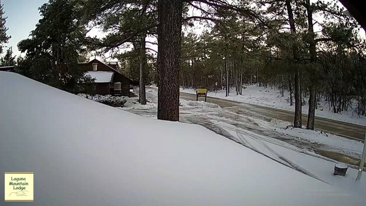 WATCH Beautiful Coating of Snow in Mount Laguna NBC 7 San Diego