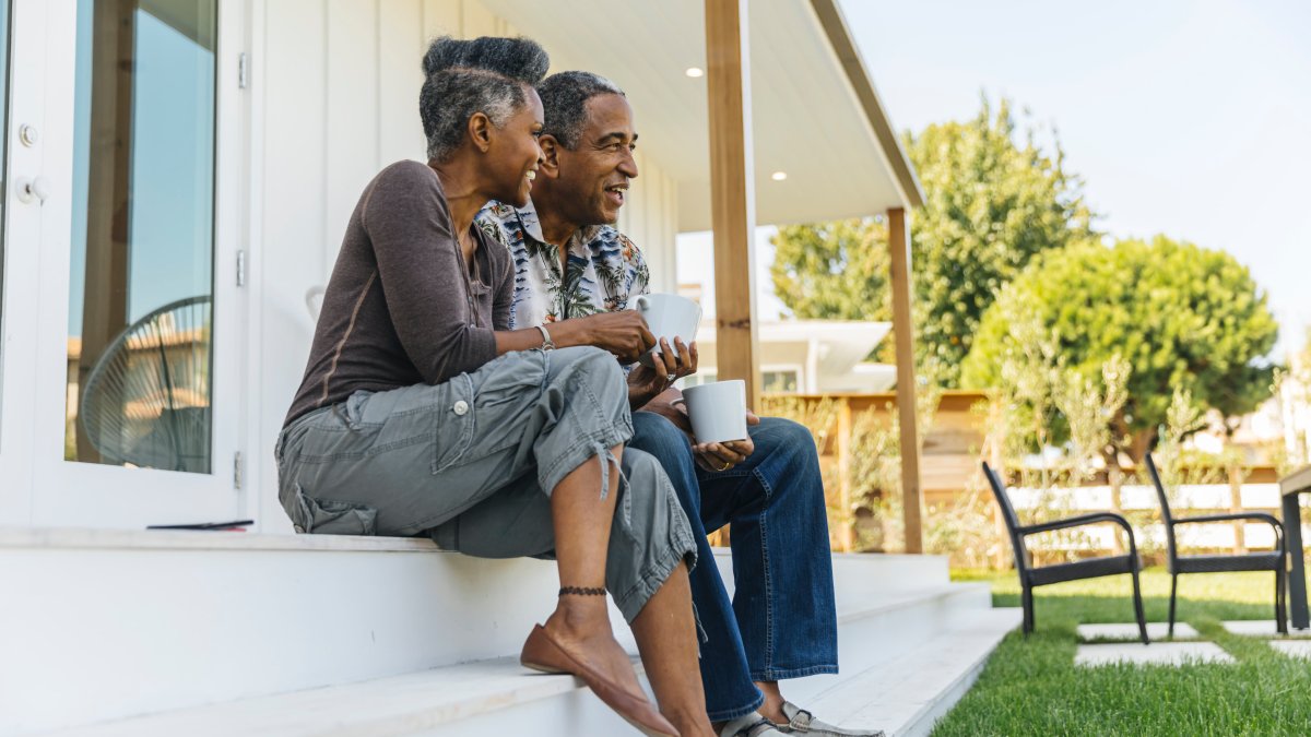 Nearly 7 in 10 Americans Want to Live to 100, Study Finds. Here's How Retirement Is Changing - Vimarsana News