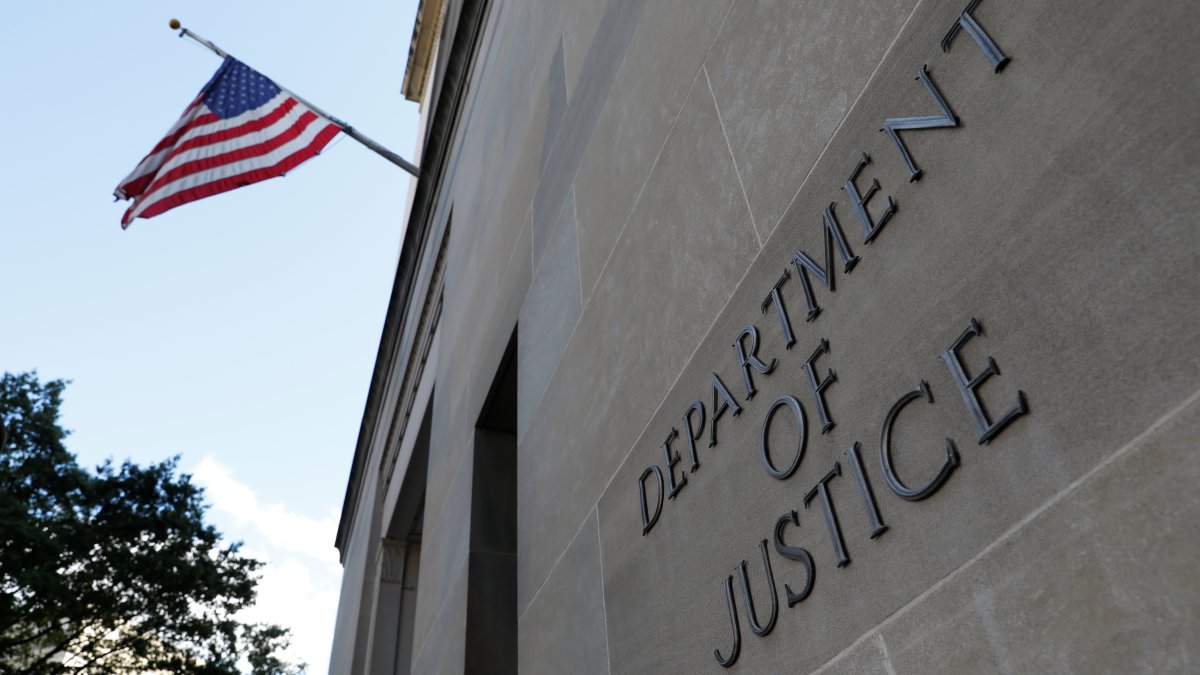 Ponzi Schemers Who Raised $650 Million on Cattle, Pot Profit Promises Get 6 Years in Prison - Vimarsana News
