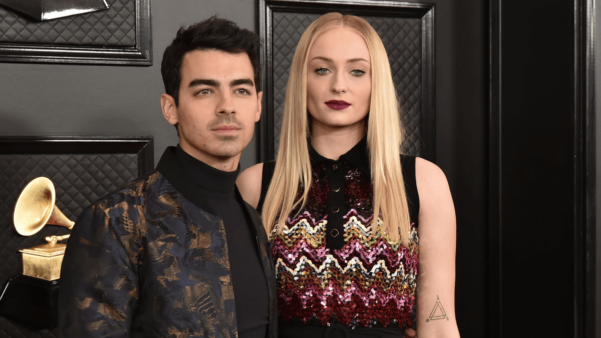 How Sophie Turner and Joe Jonas are celebrating Christmas – NBC 7 San Diego - Vimarsana News