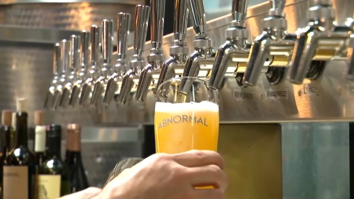 With New Beer, Abnormal Brewery Serving San Diegans a Chance to Donate to Ukraine – NBC 7 San Diego - Vimarsana News