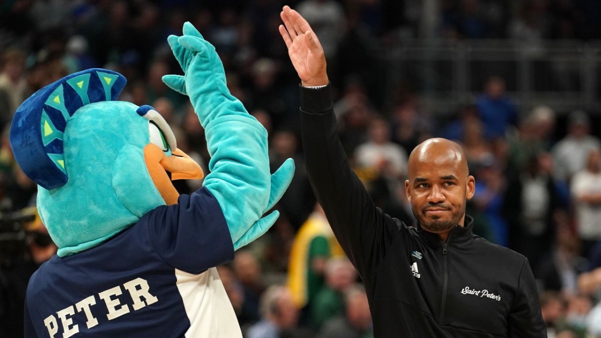 Five Things to Know Ahead of Saturday's March Madness Games - Vimarsana News