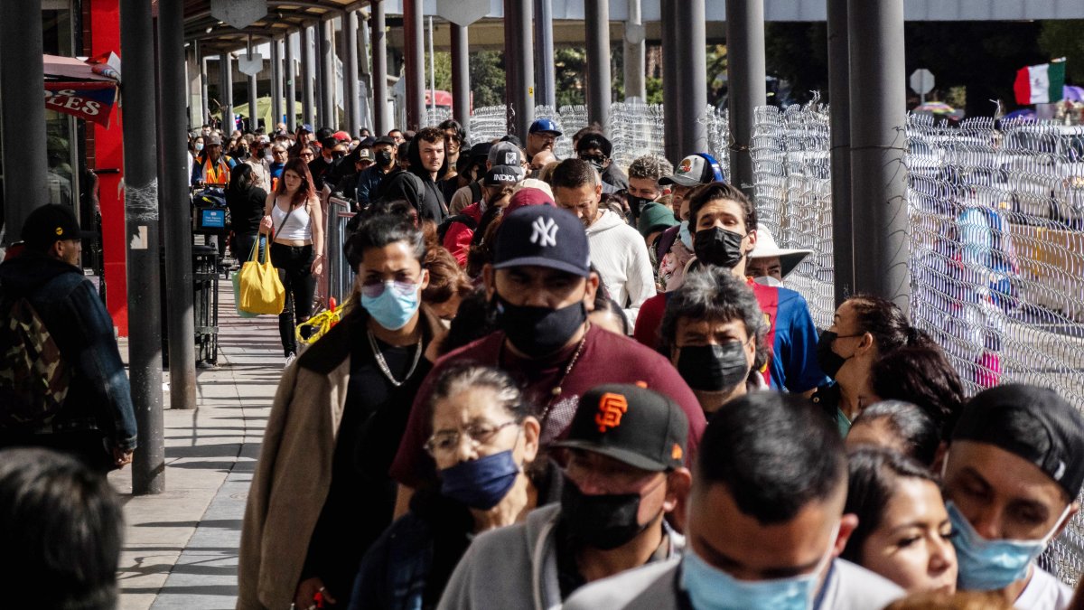 Grupo pide arreglo para largos tiempos de espera en frontera EE.UU.-México – Telemundo San Diego (20)