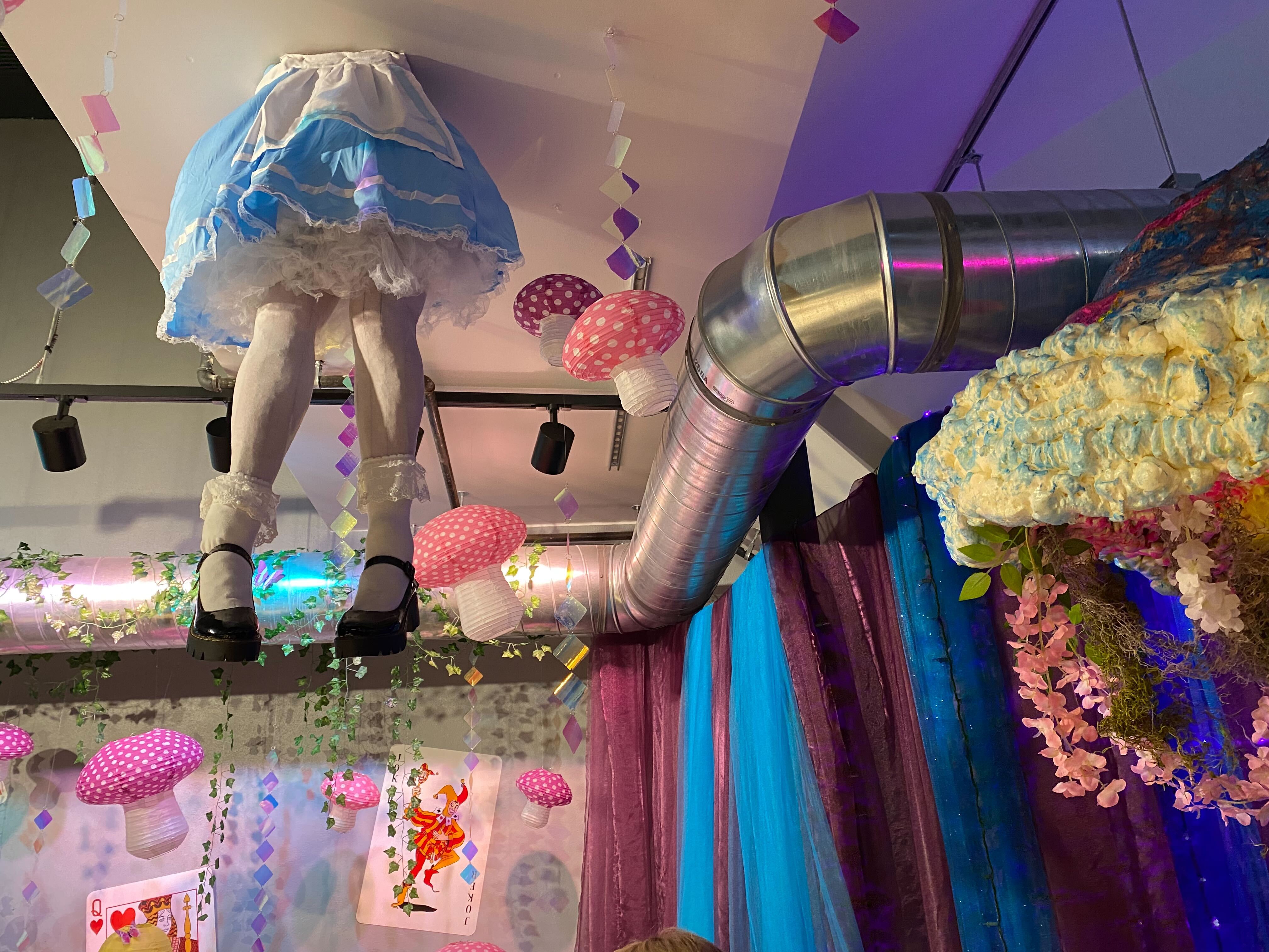 First Look at San Diego’s Alice in Wonderland PopUp NBC 7 San Diego