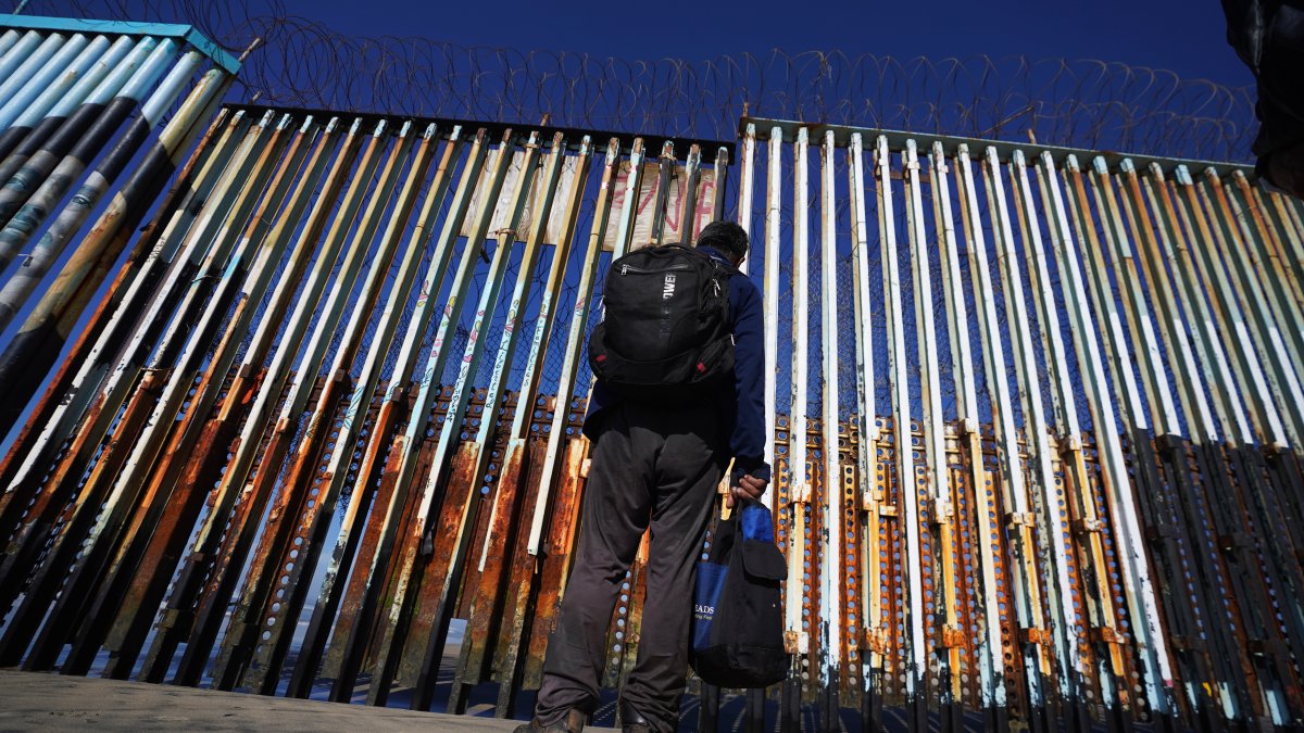 1 in 3 Fear That Immigrants Want to Influence US Elections: Poll – NBC 7 San Diego - Vimarsana News