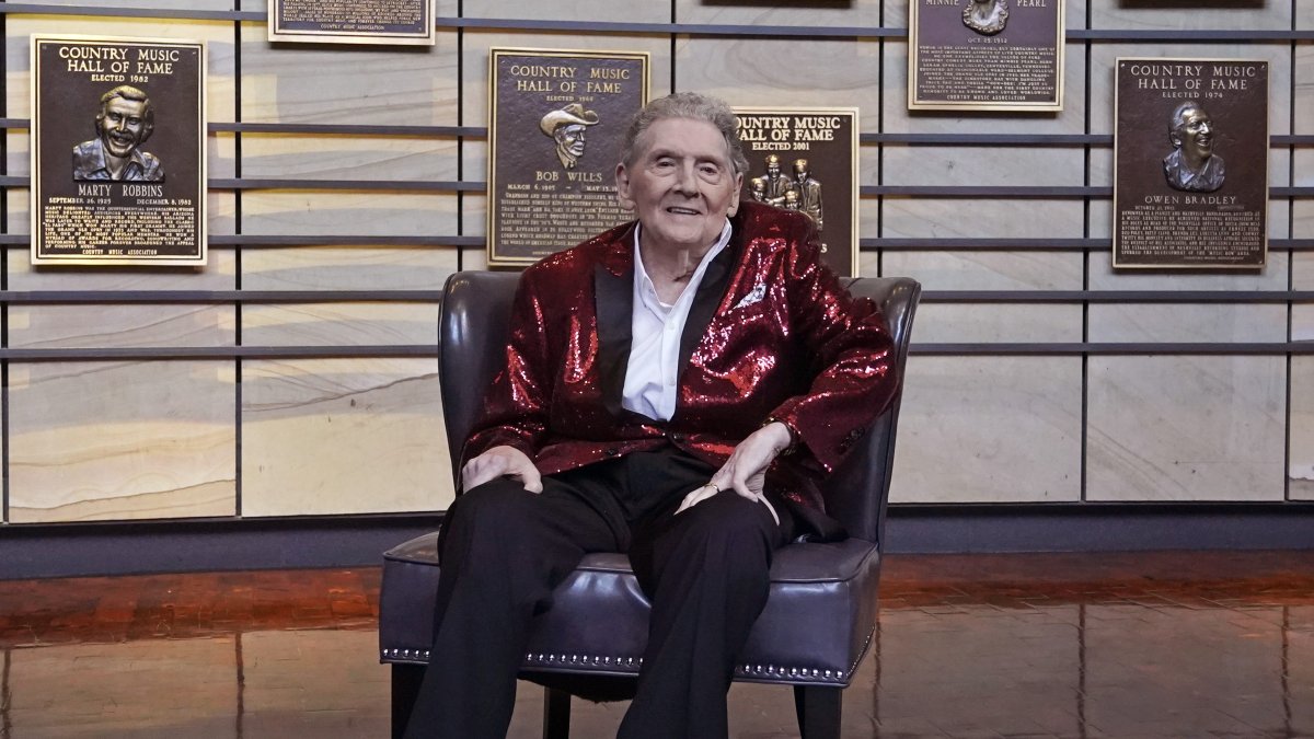 Fans Bid Adieu to Jerry Lee Lewis – NBC 7 San Diego - Vimarsana News