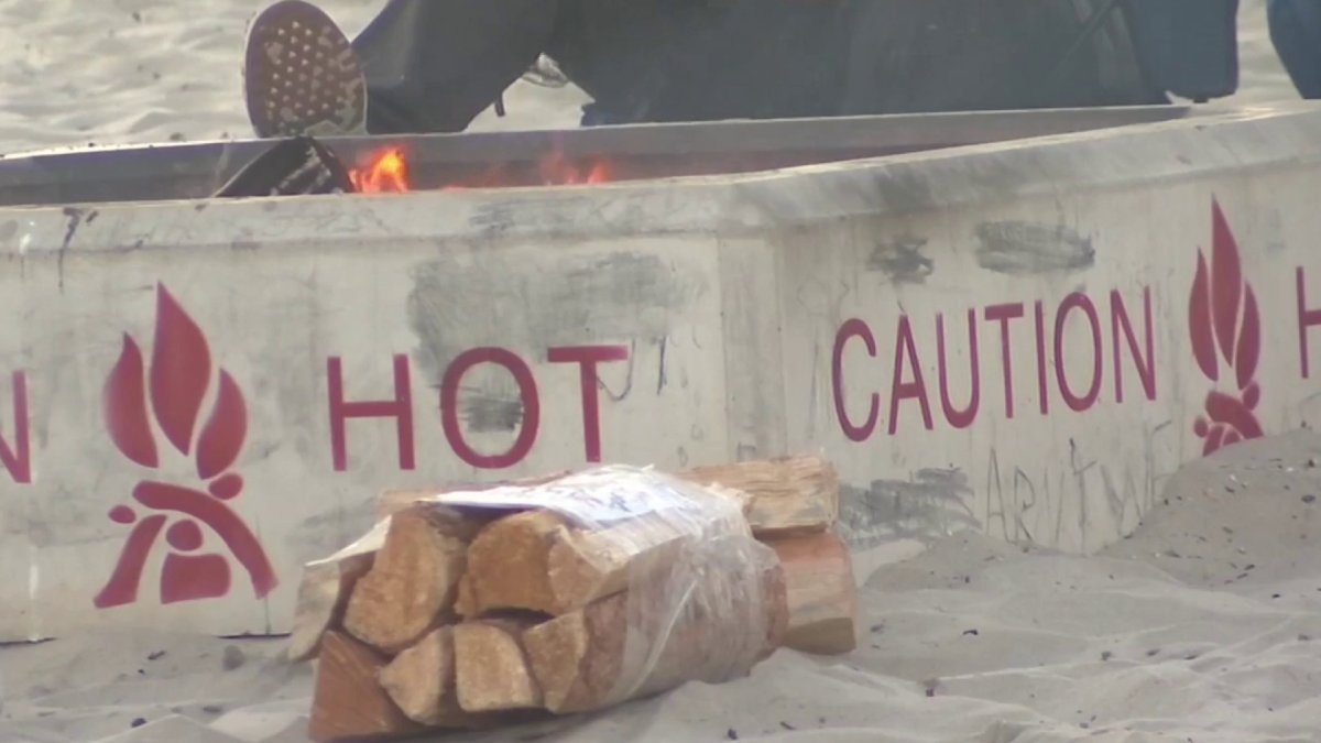 San Diego City Council Could Extinguish Some Bonfire Beach Traditions - Vimarsana News