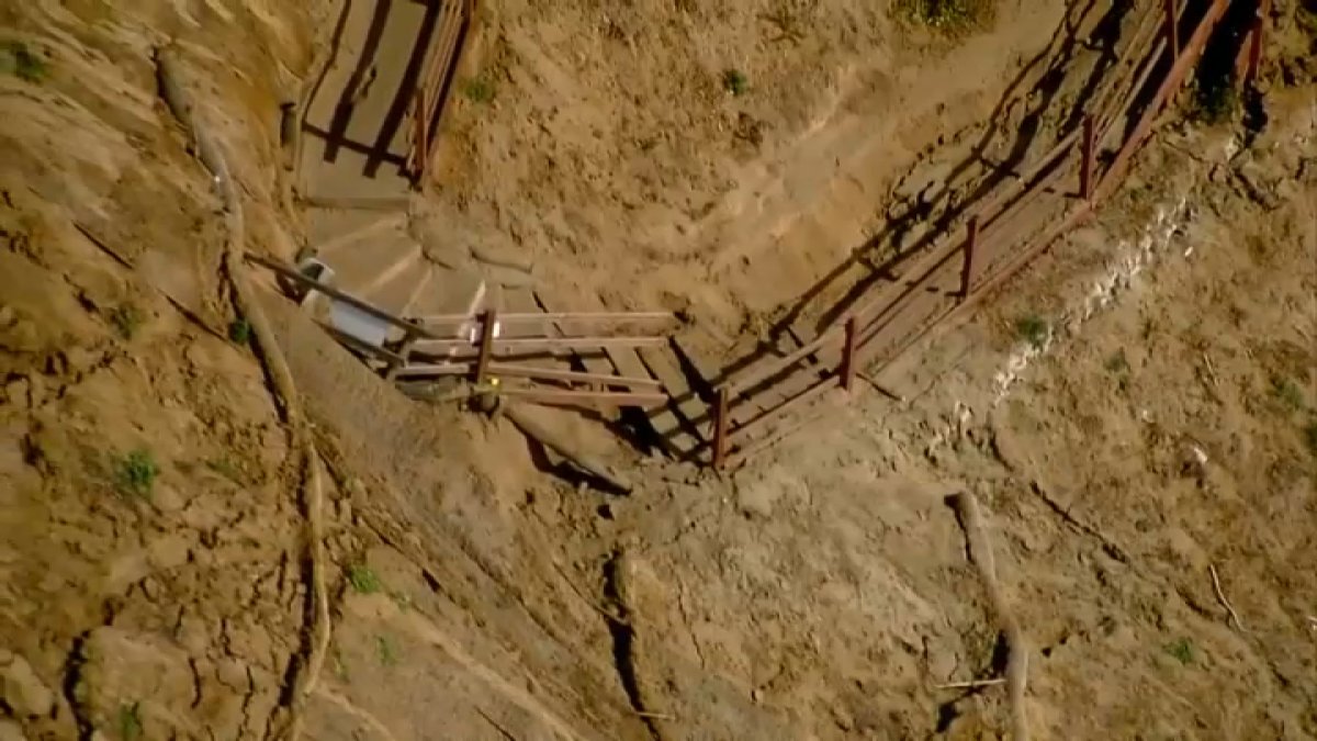 WATCH: Trail, Parking Lot at Beacon's Beach Closed After Small Landslide - Vimarsana News