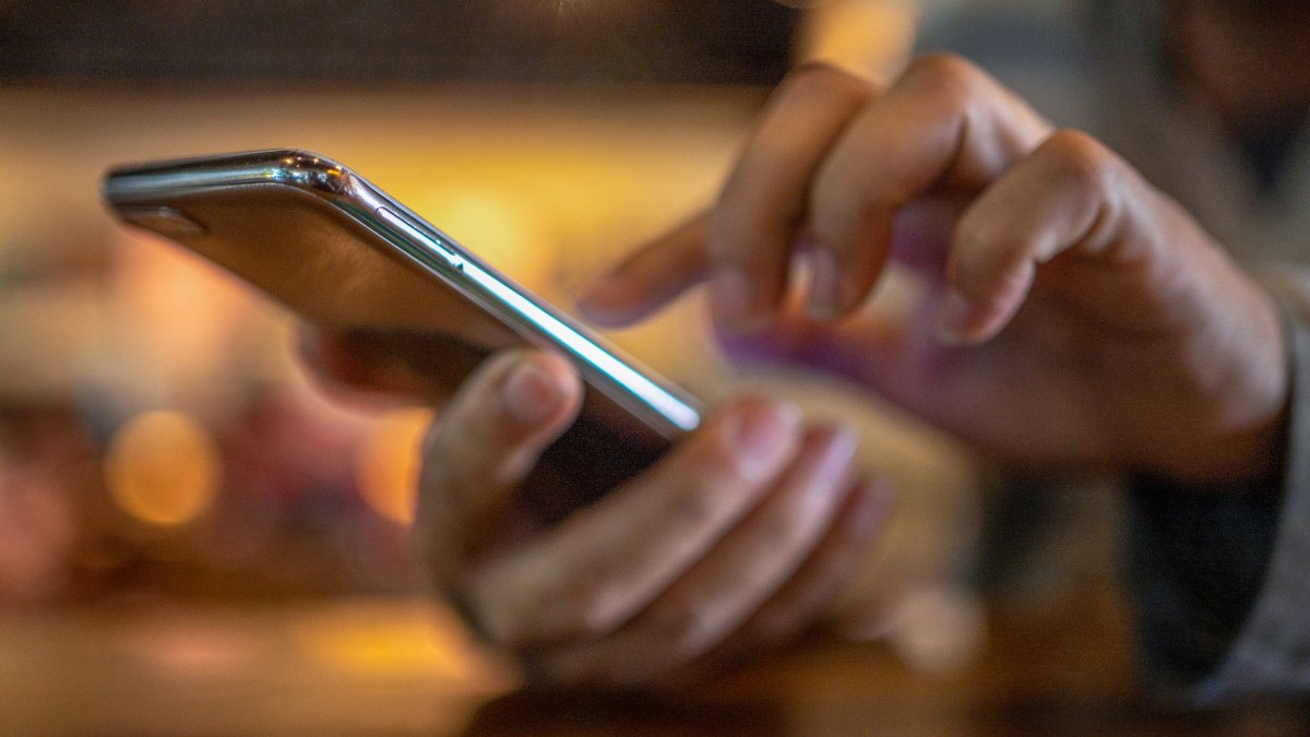 NBC 7 Responds Recovers Thousand$ San Diego Woman Lost to Text Scammers – NBC 7 San Diego - Vimarsana News