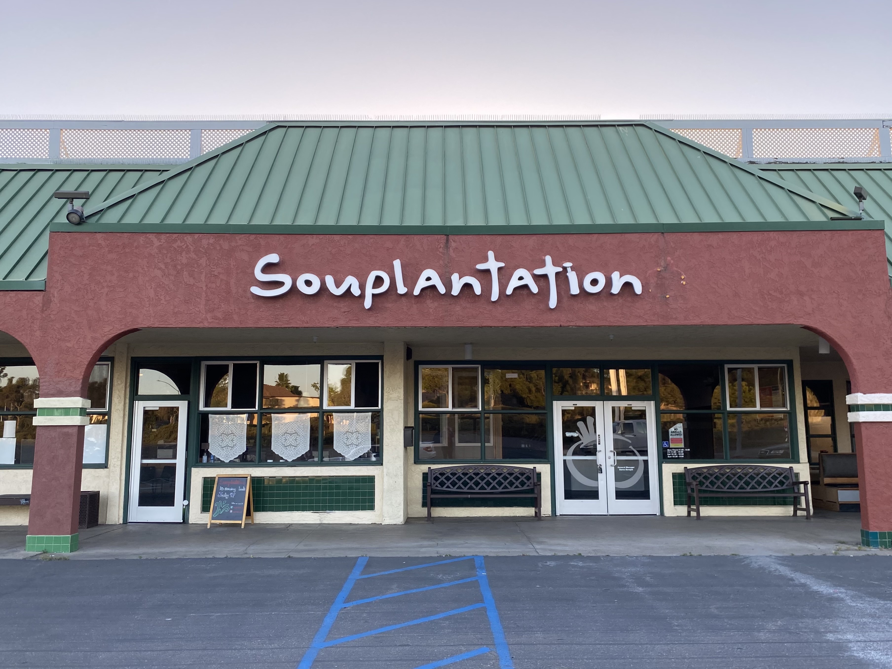 Every season is soup season - Souplantation/Sweet Tomatoes