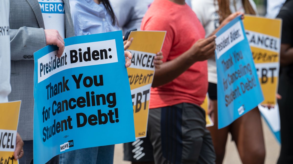 Education Dept Exploring Strategies to Help 5 Million 'Overlooked Borrowers' Excluded From Student Loan Forgiveness – NBC 7 San Diego - Vimarsana News