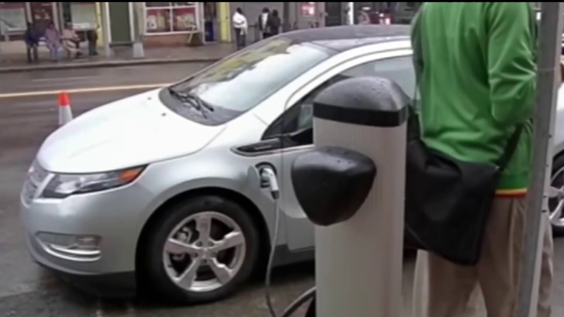 California Expected To Approve Plan To Phase Out Gas-Powered Vehicle ...