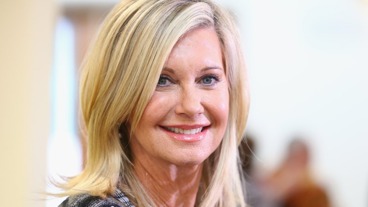 Olivia Newton-John, 'Grease' Actress and Singer, Dies at 73 – NBC 7 San Diego - Vimarsana News
