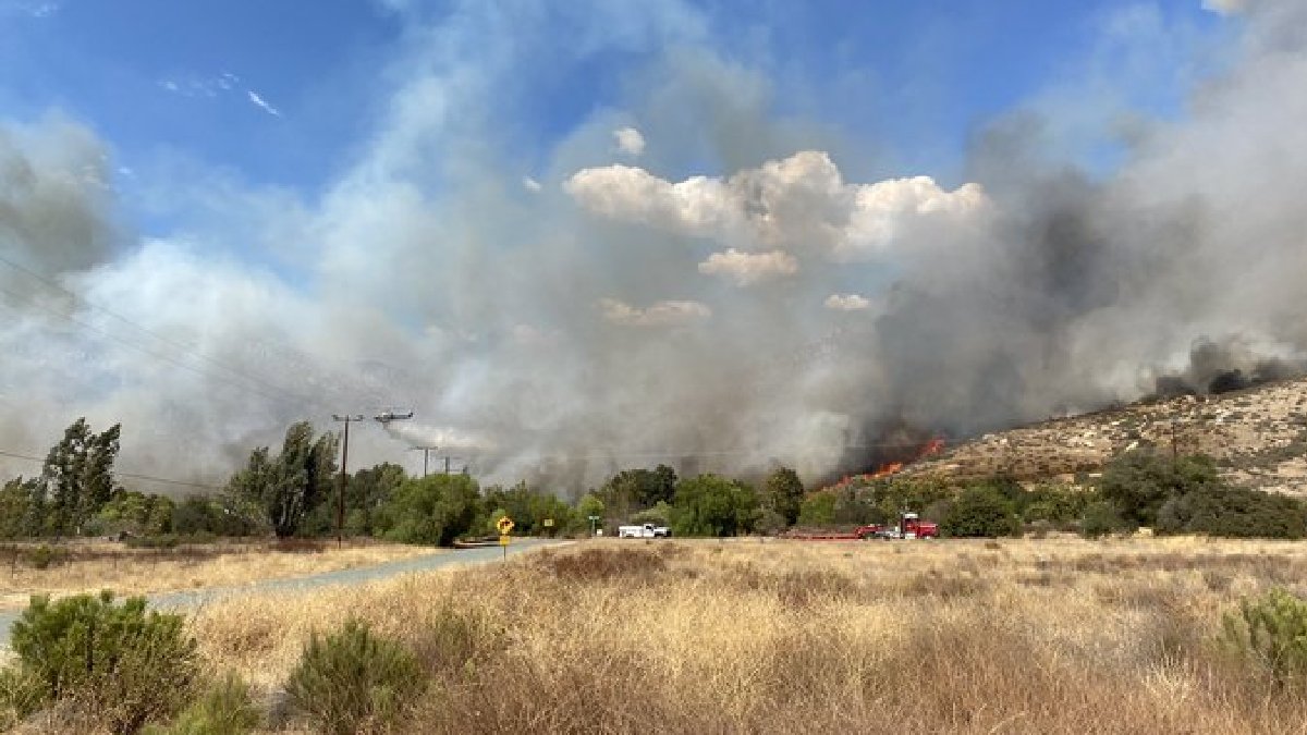 Permit, Document Fees Waived for Border Fire Victims: County – NBC 7 San Diego - Vimarsana News
