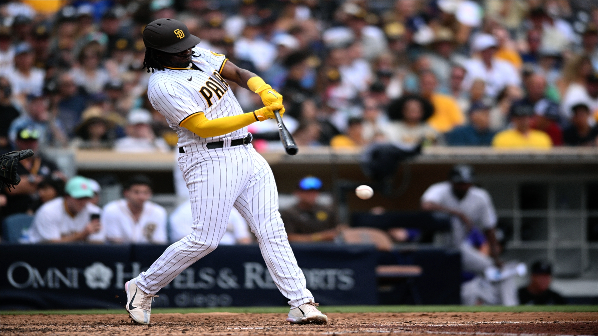 Bell hits 2-run HR, Manaea goes 7, Padres top Nationals 2-1 - WTOP News