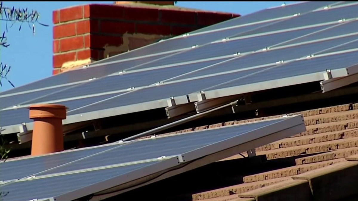 Tax Credits, Heatwaves Light Up Interest in Solar Demand NBC 7 San Diego