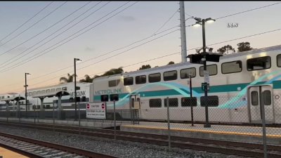 Track Closures Between Oceanside and Orange County Derailing Passenger Plans