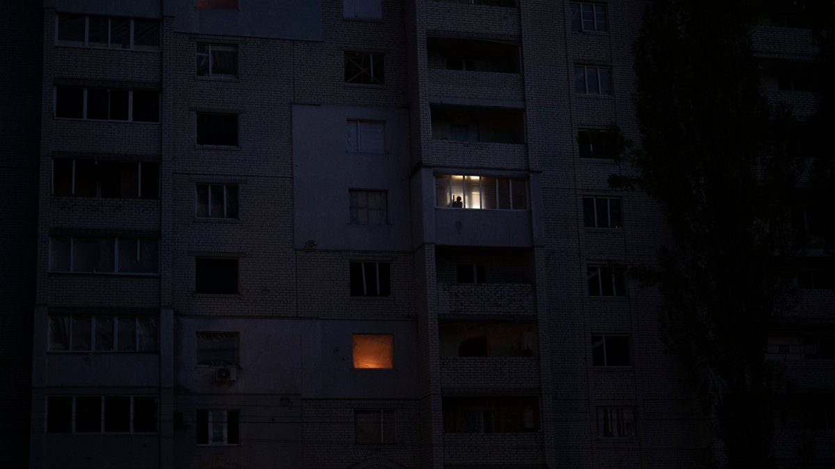 'Massive' Strike Knocks Out Power For 100,000s in Ukraine – NBC 7 San Diego - Vimarsana News