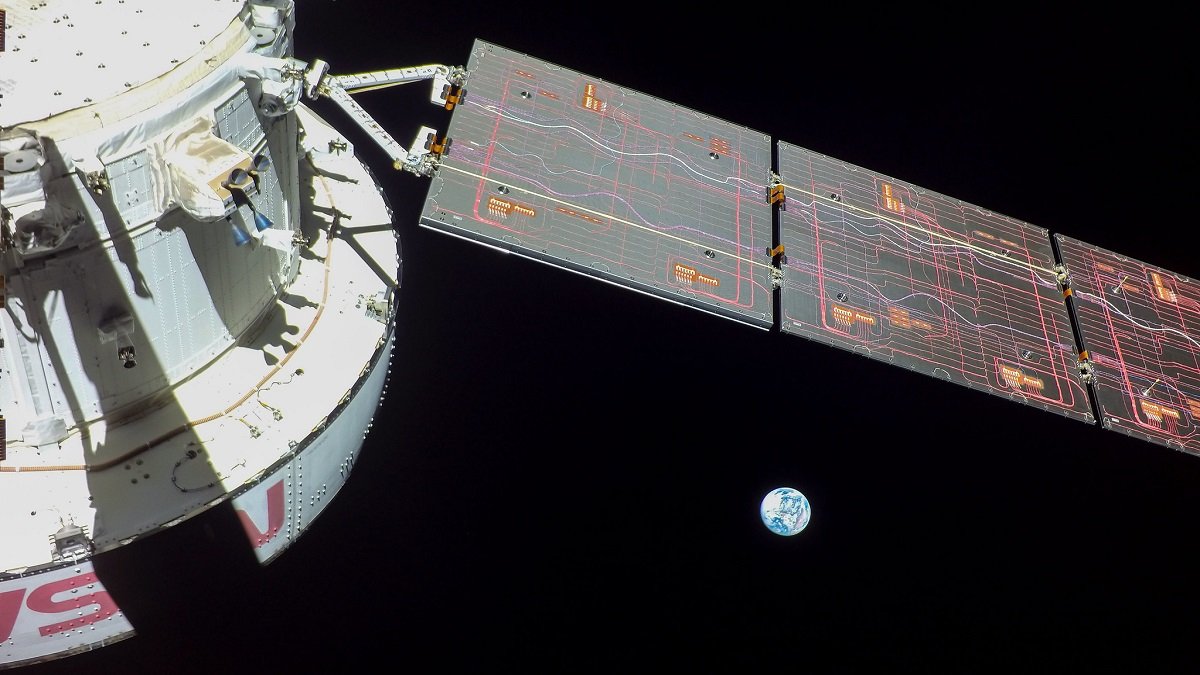 NASA's Orion Capsule Flies Over Apollo Sites on Moon, Heads Home – NBC 7 San Diego - Vimarsana News