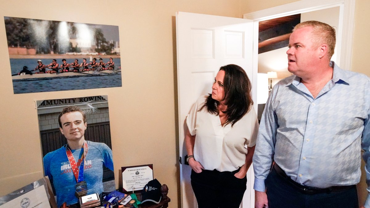 UCSD Rower's Family Says Abusive Coach Pushed Athlete to Suicide – NBC 7 San Diego - Vimarsana News