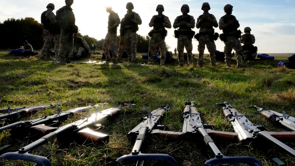 US Begins Training Ukrainian Forces in Germany – NBC 7 San Diego - Vimarsana News