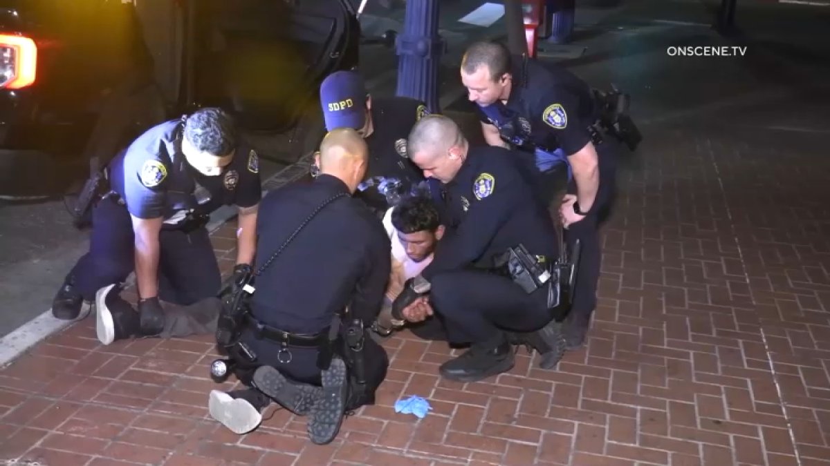 Man in Custody After Attacking 6 People, Stabbing 2 in Downtown San