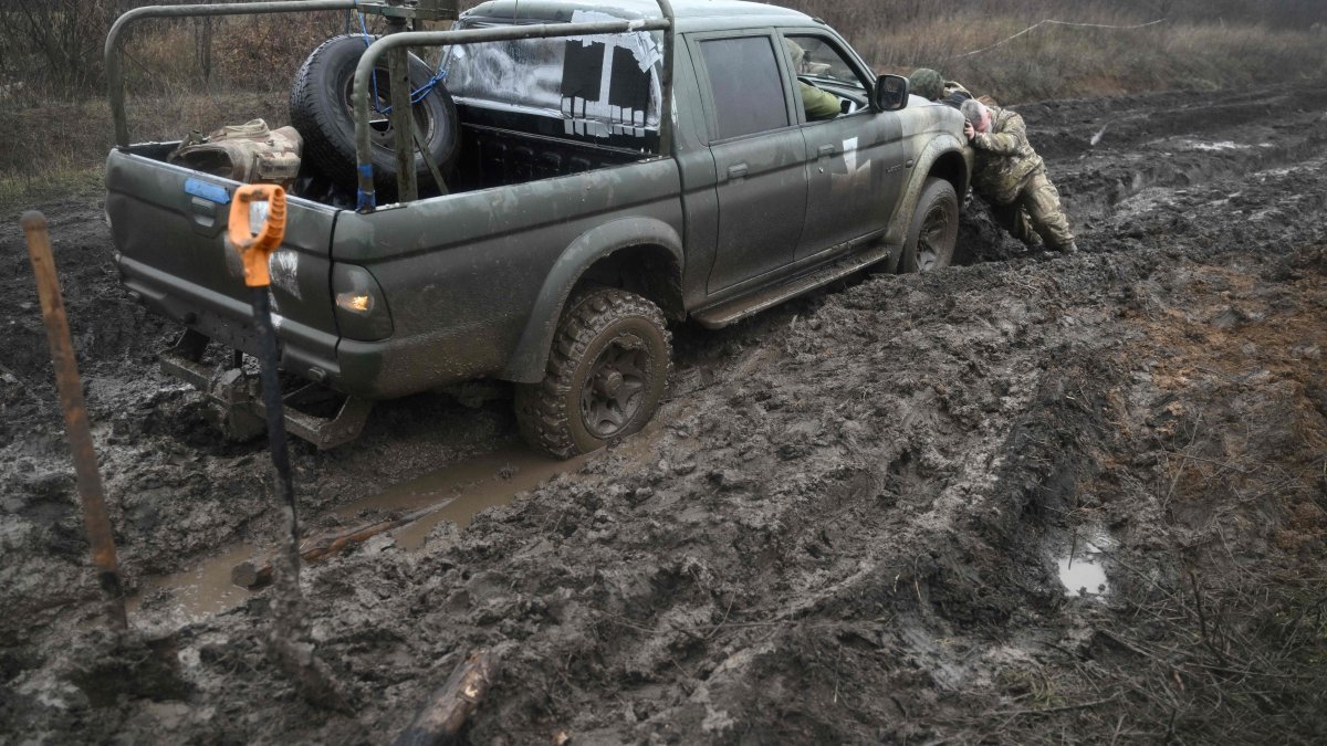 Russia Is Expected to Launch a New Ukraine Offensive, But It Faces a Familiar Obstacle: Mud - Vimarsana News