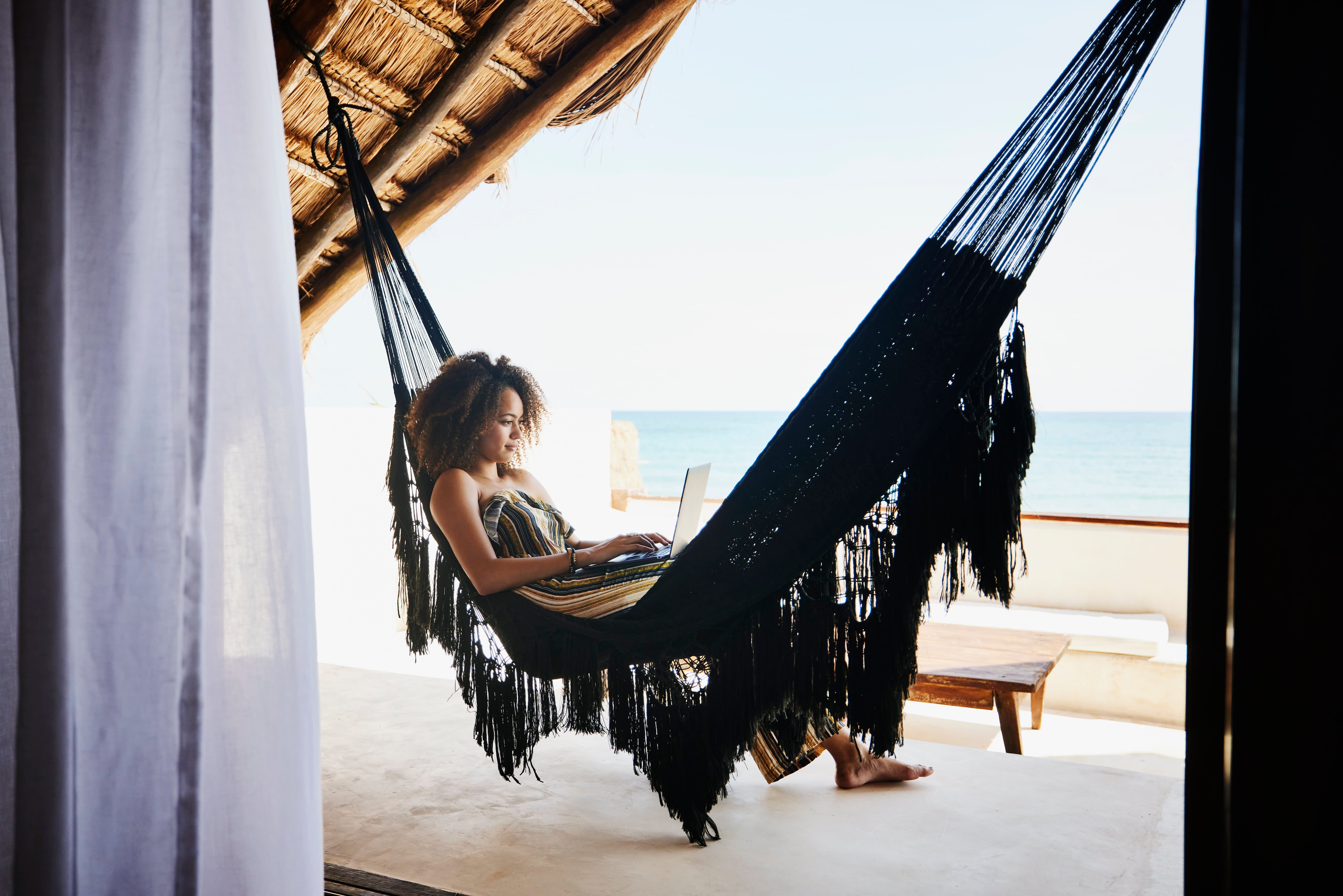 This Is the No. 1 Money Habit of Early Retirees, Says CFP—and It Only Takes 30 Minutes - Vimarsana News