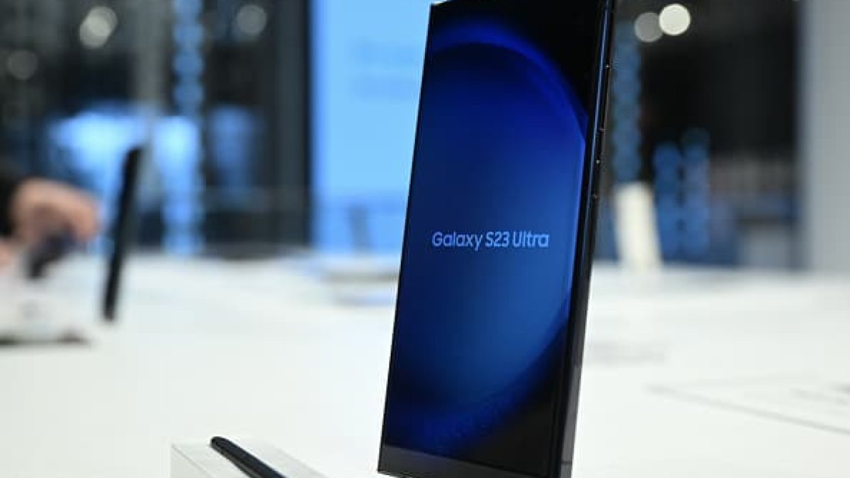 Samsung Says S23 Smartphone Sales Ahead of S22 With Most People Buying the Priciest 'Ultra' Model – NBC 7 San Diego - Vimarsana News