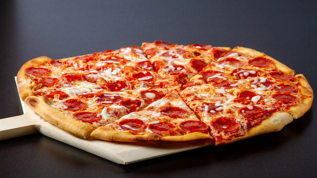 National Pizza Day 2023: Where to Get Freebies and Deals – NBC 7 San Diego - Vimarsana News