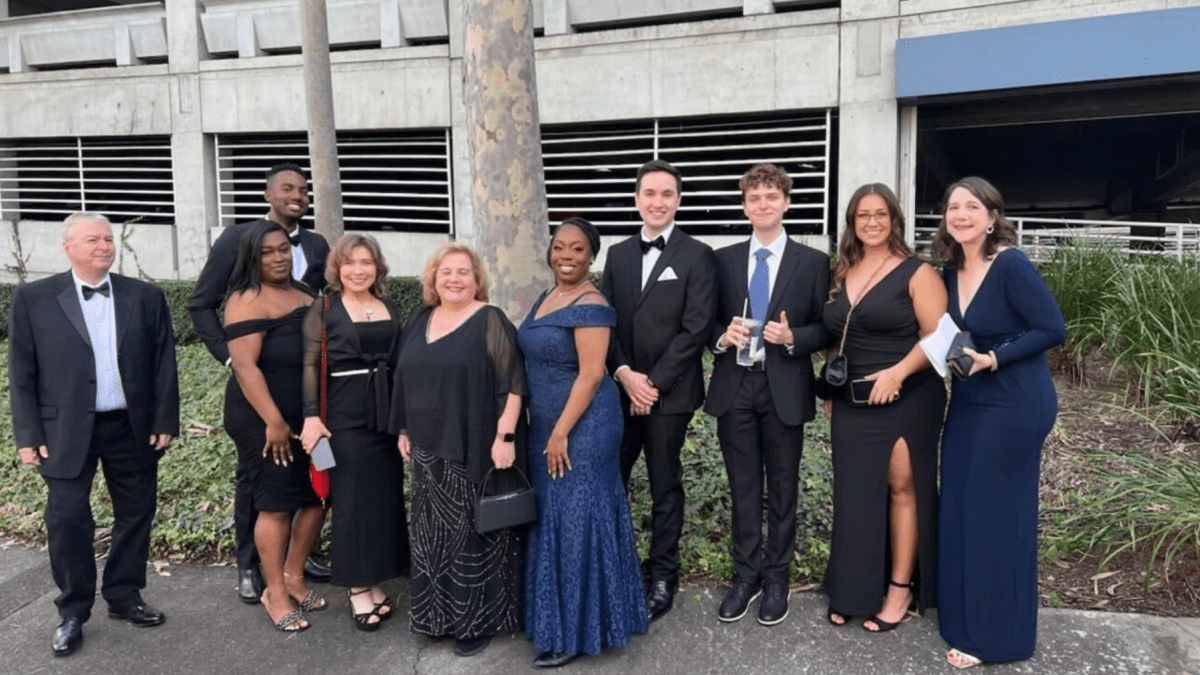 Seat Fillers Share Their 'Surreal' Experiences at the 2023 Grammys – NBC 7 San Diego - Vimarsana News