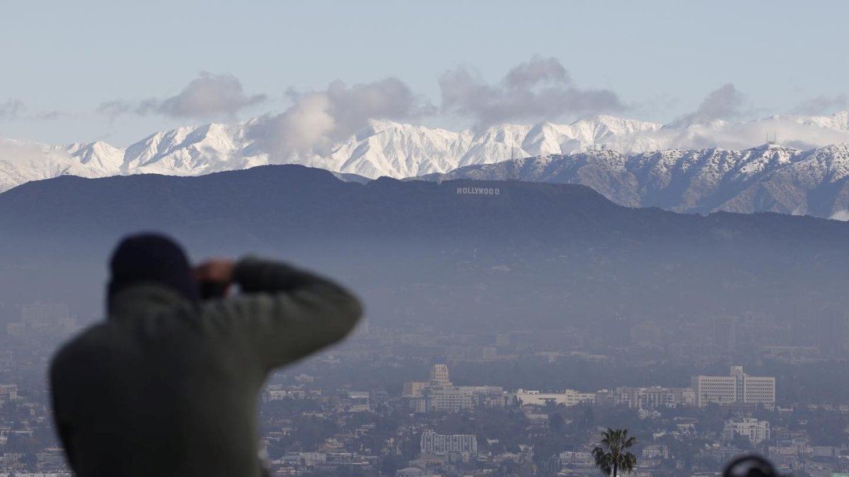 See Dramatic Views of LA With Snowy Mountains in Background – NBC 7 San Diego - Vimarsana News