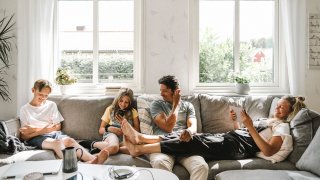 Ivy League Child Psychologist Shares Her No. 1 Key to Raising Successful Kids—It’s Not How Much Time You Spend With Them