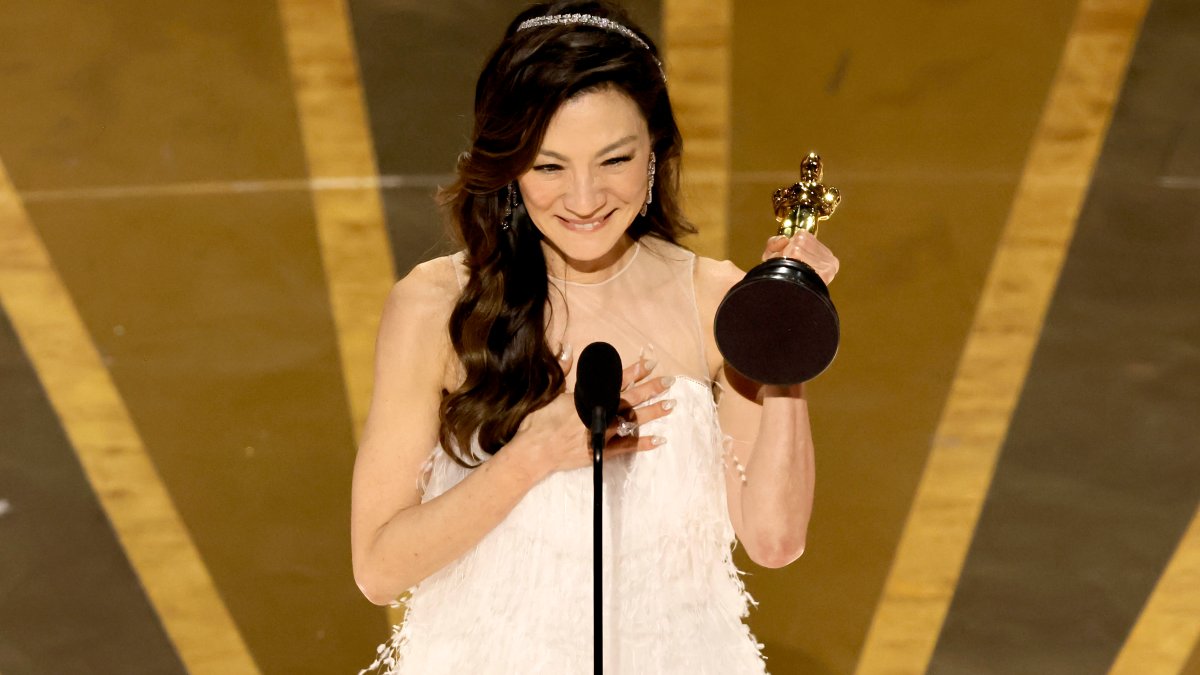 Oscar 2023: 'Everything Everywhere All at Once' Wins Best Picture, Six Other Awards – NBC 7 San Diego - Vimarsana News