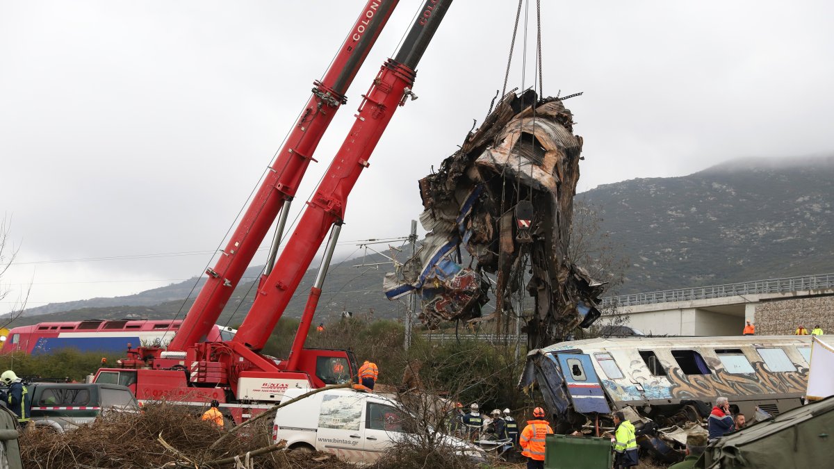 Greece Train Crash: Workers Strike, Citing Dangerous Rail System – NBC 7 San Diego - Vimarsana News
