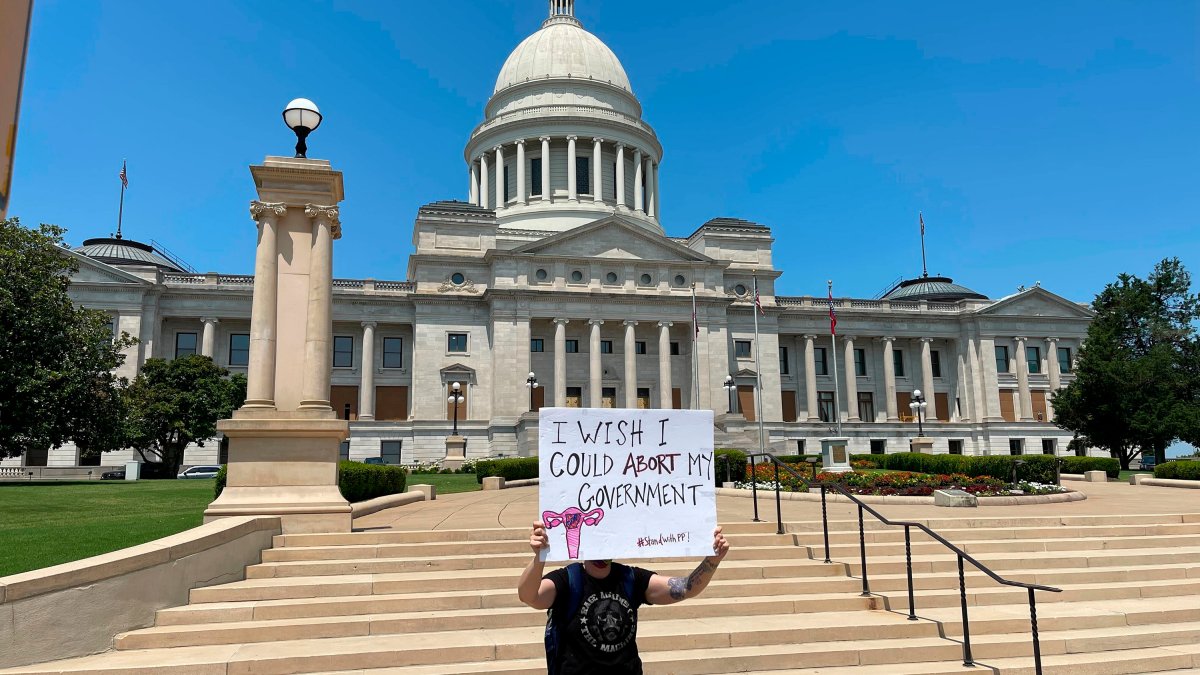 Arkansas to Build Pro-Life Monument on Capitol Grounds – NBC 7 San Diego - Vimarsana News