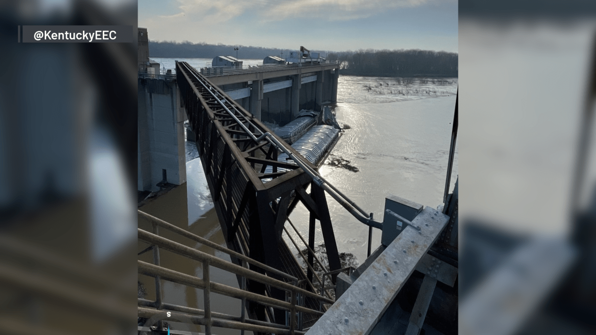 10 Barges Break Free From Tug Boat on the Ohio River Near Louisville, Kentucky – NBC 7 San Diego - Vimarsana News
