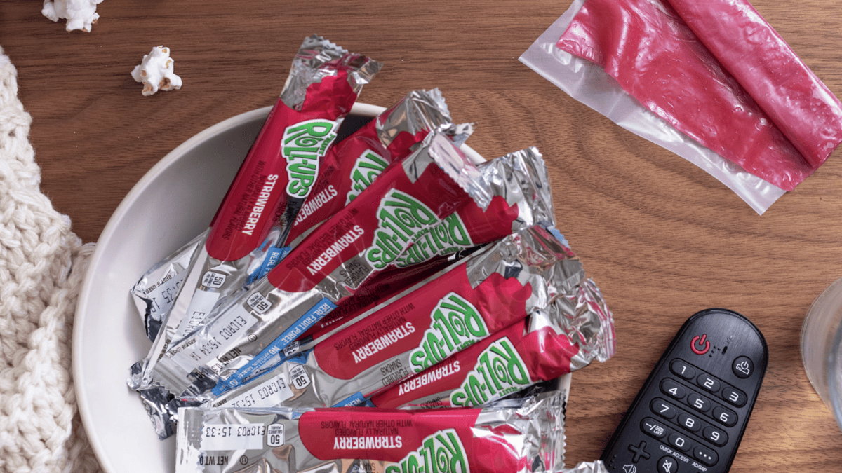 Americans Caught Smuggling Fruit Roll-Ups Into Israel Following TikTok Trend – NBC 7 San Diego - Vimarsana News