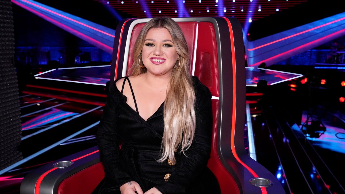 Hearing Impaired 'The Voice' Contestant Impresses Coaches – NBC 7 San Diego - Vimarsana News