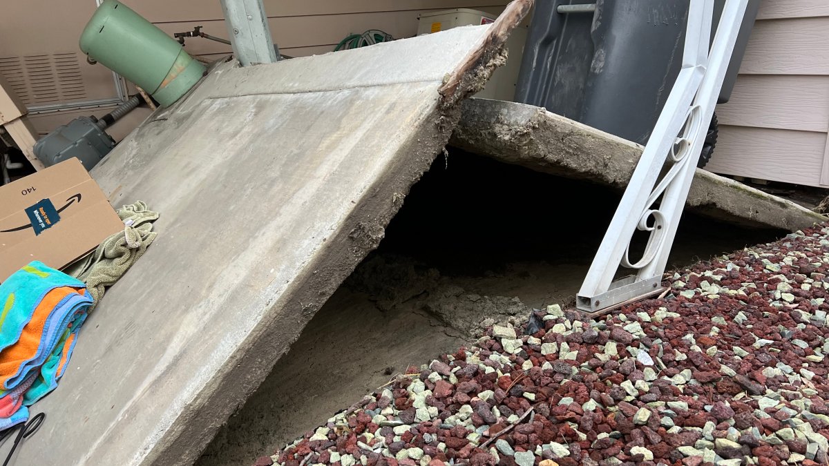 Landslide Damages Vista Mobile Homes, Evacuates Residents - Vimarsana News