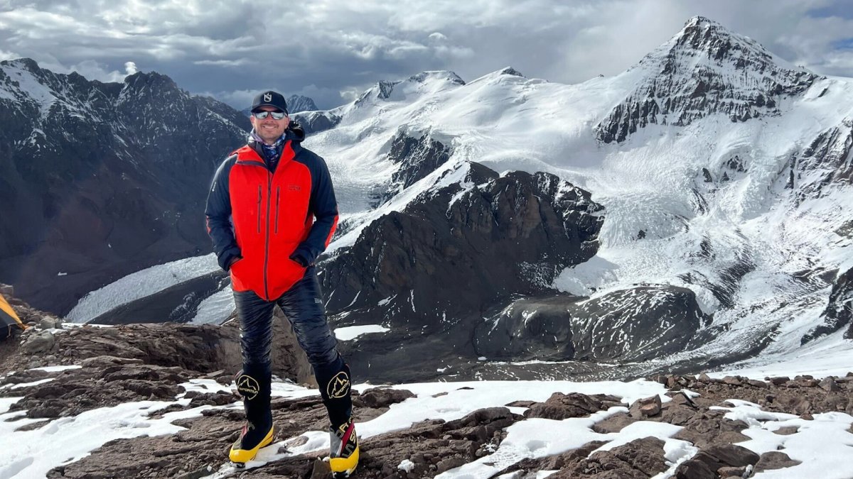 From Coronado to Everest: Mayor to Ascend World's Mightiest Peak - Vimarsana News