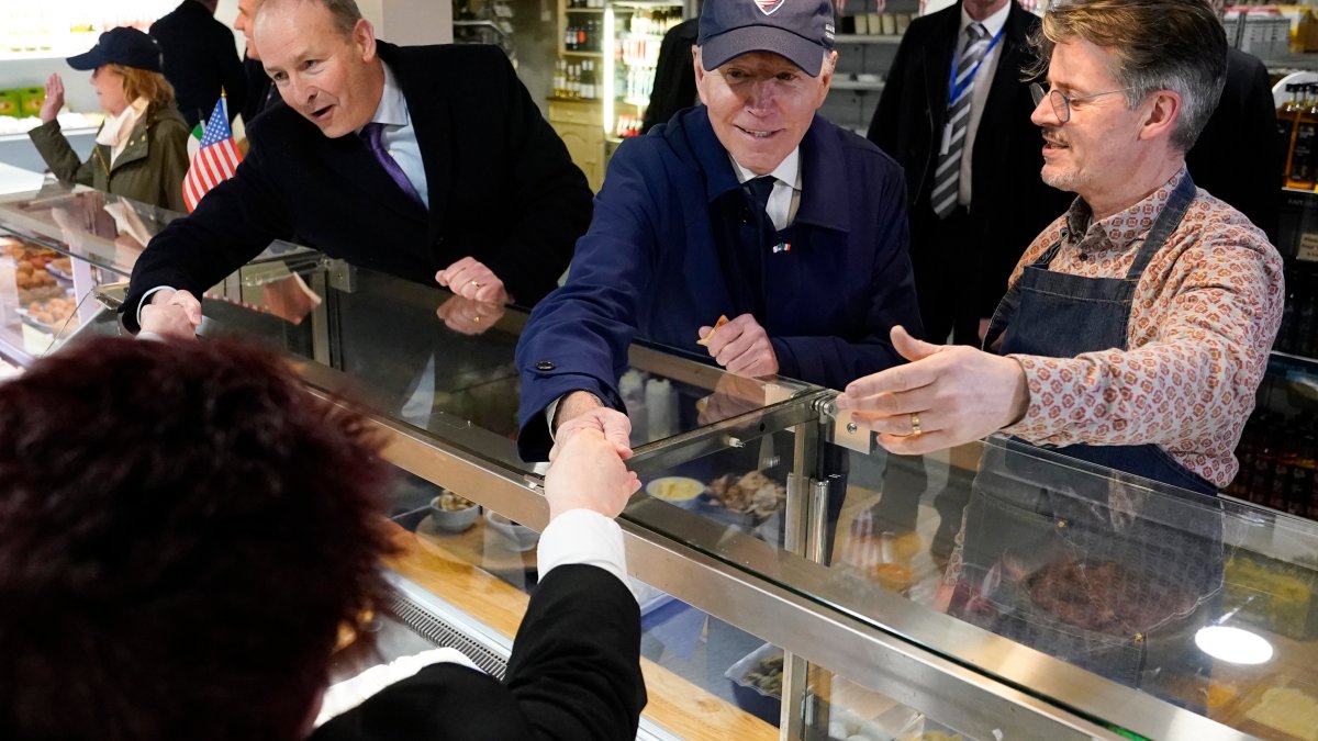 Biden Wraps Up Ireland Trip Visiting Ancestral Hometown – NBC 7 San Diego - Vimarsana News