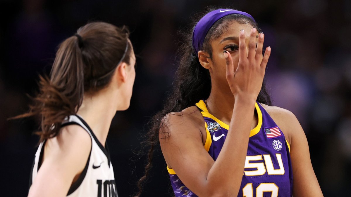 LSU's Angel Reese Does ‘You Can't See Me' Gesture to Iowa's Caitlin Clark