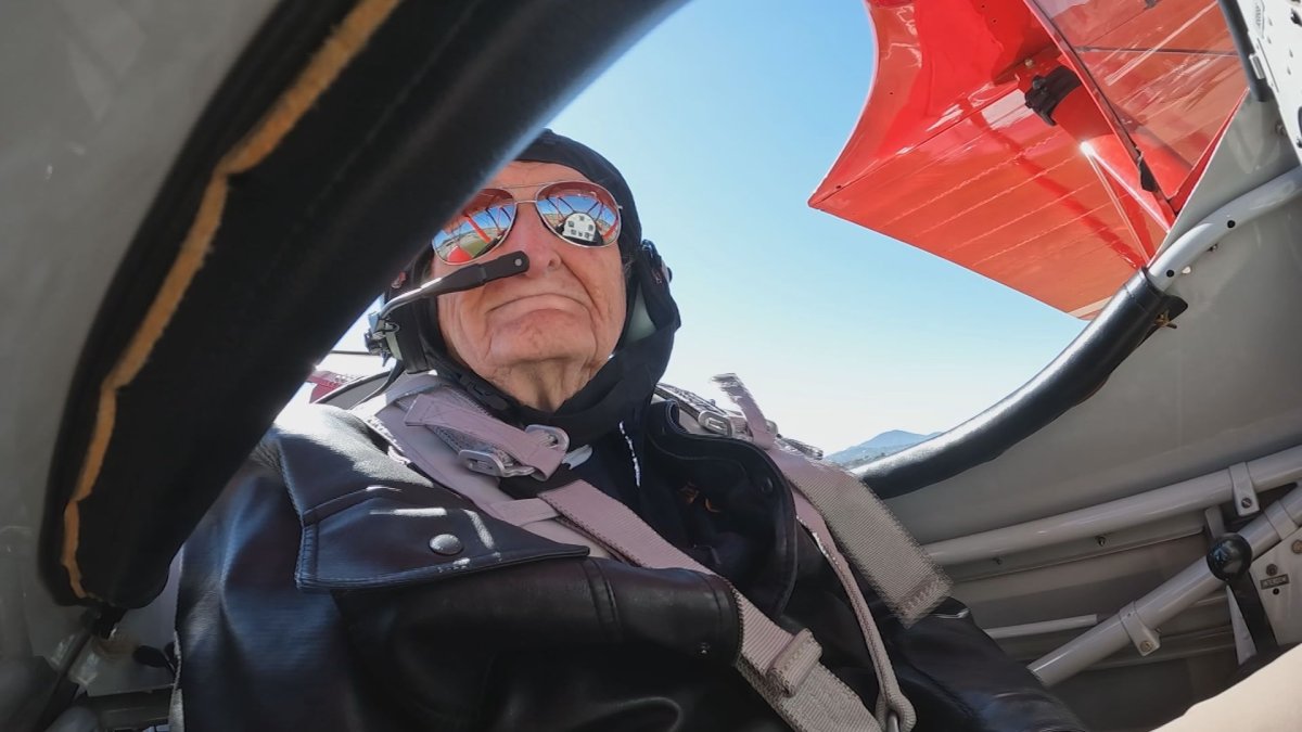 WWII Veterans Return to the Sky Above San Diego - Vimarsana News