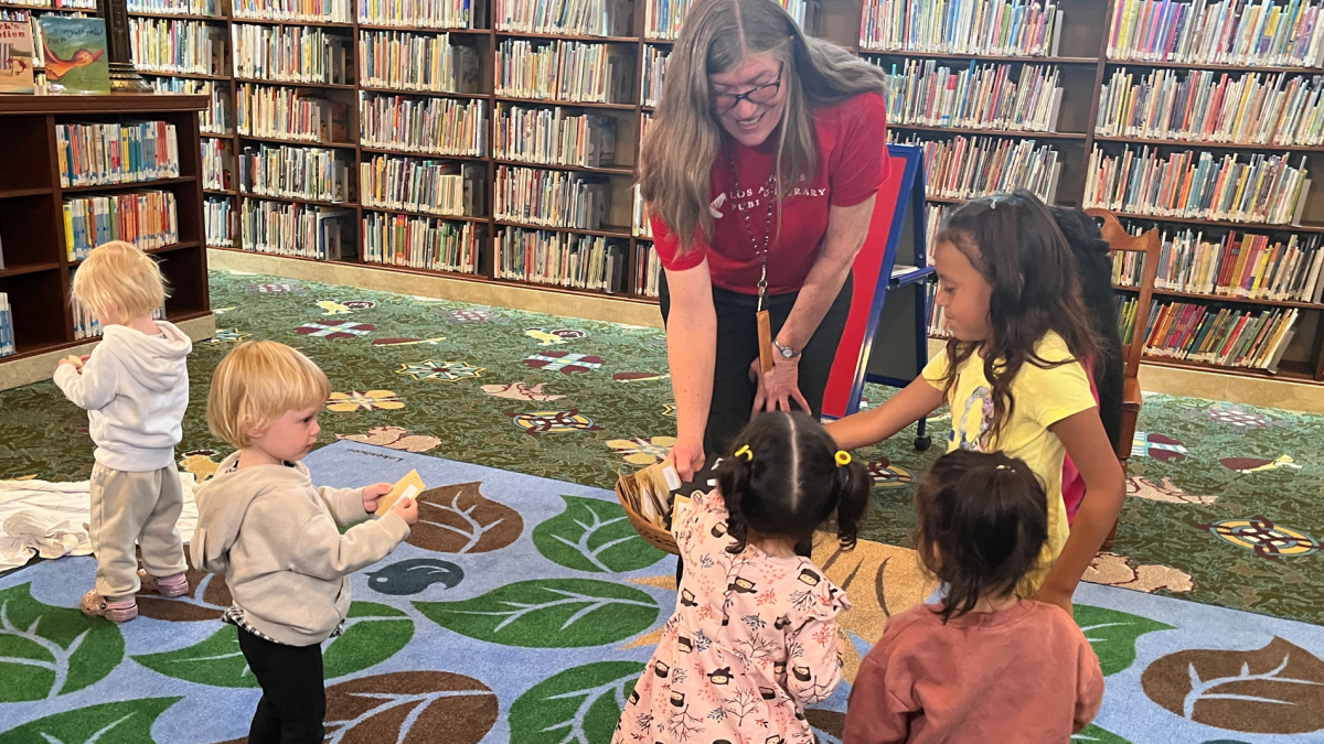 LA Public Library Gives Away Free Fruit, Veggie Seeds – NBC 7 San Diego - Vimarsana News