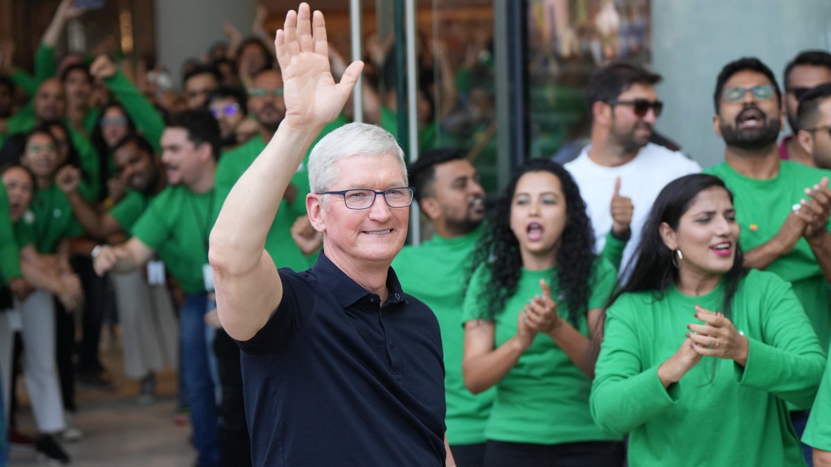 Apple Set to Report Quarterly Earnings After the Bell - Vimarsana News